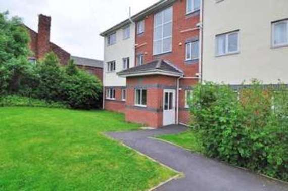 2 bedroom Flat to re...